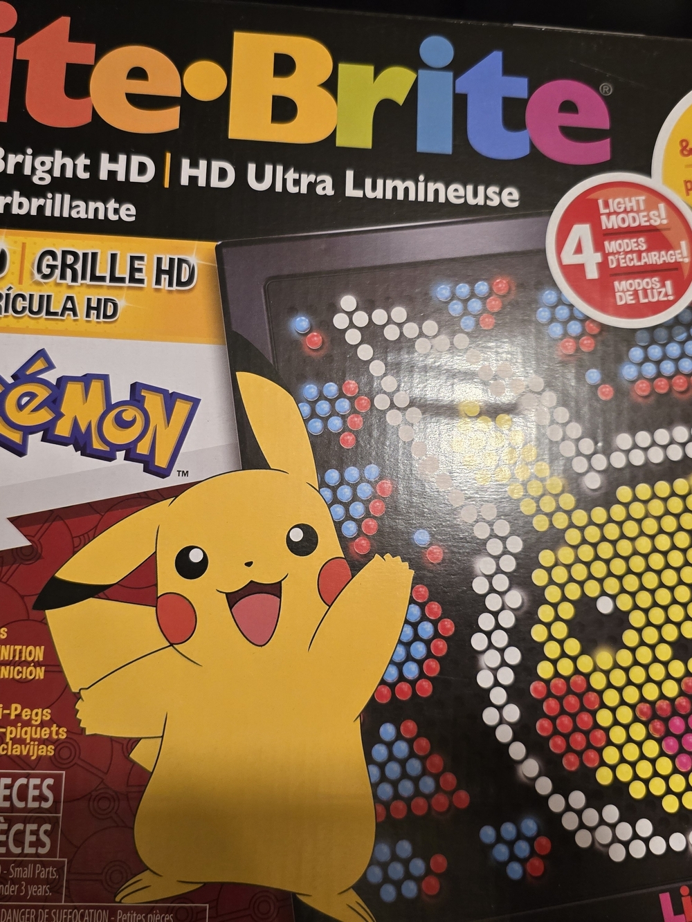 Lite-Brite Pokémon Pikachu HD Light Peg Set - Yellow/Red/Black